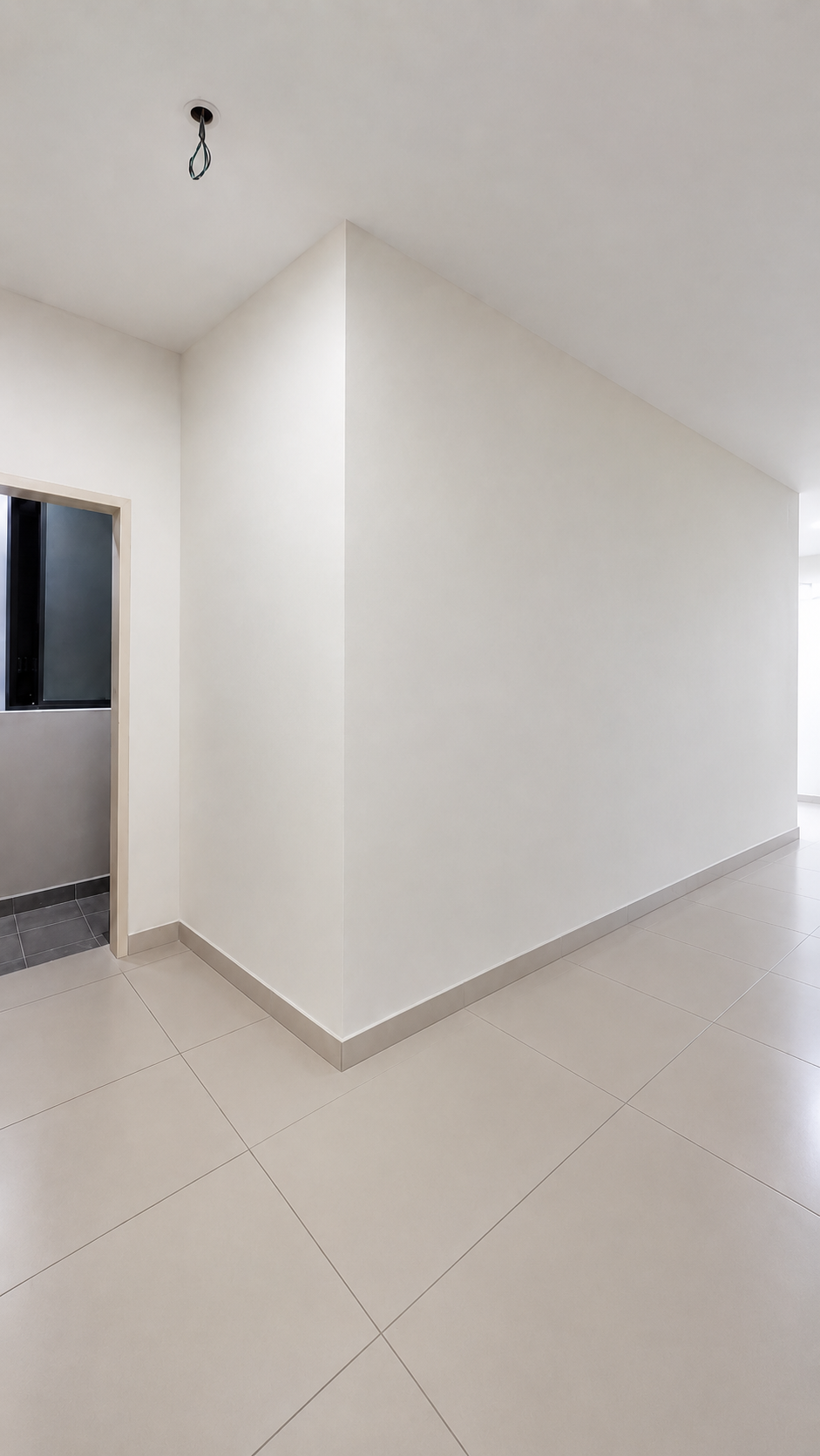 Before-renovation interior at Vierra Residence Project 1